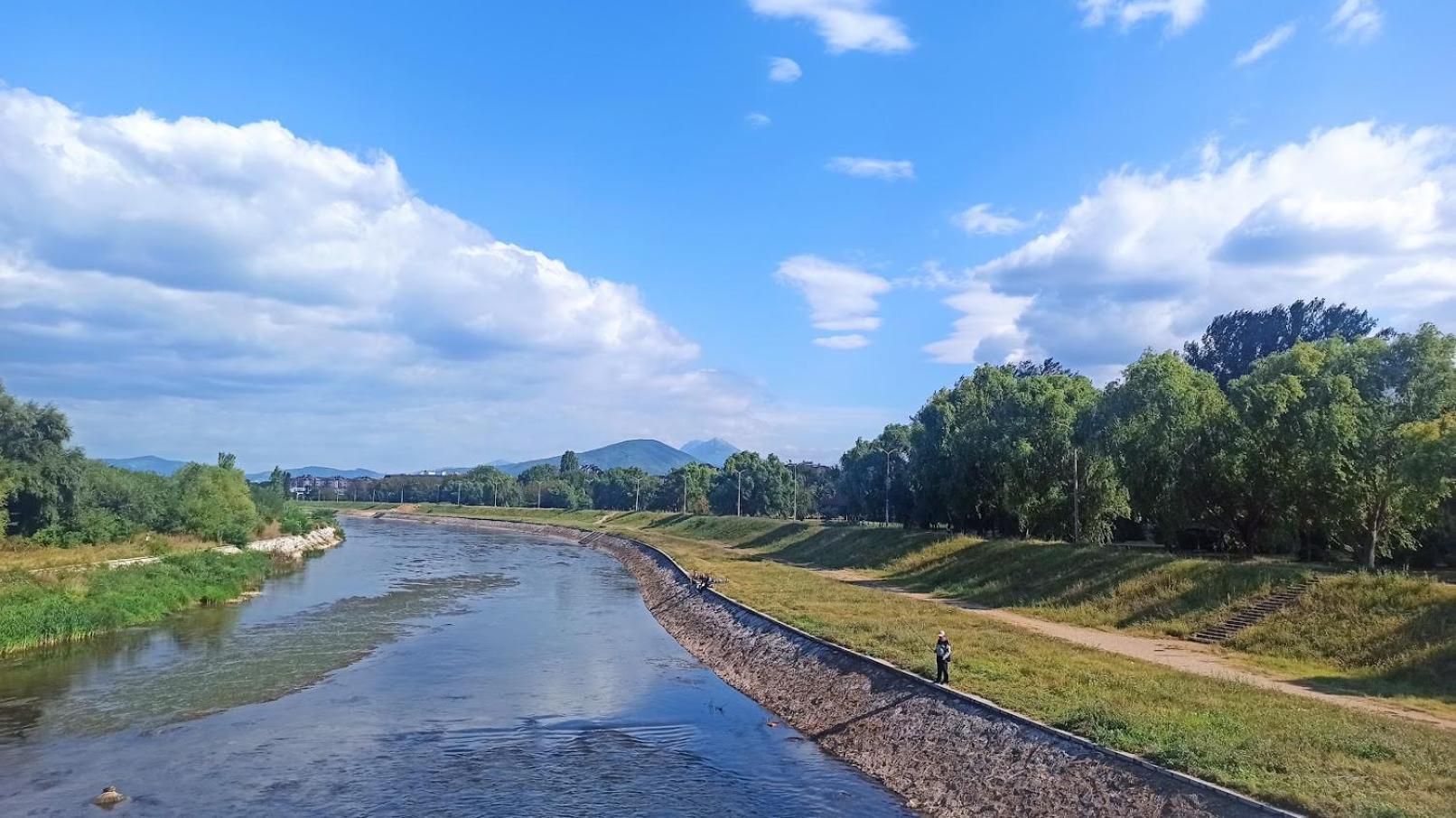 Community Park Apartment Ni Екстериор снимка
