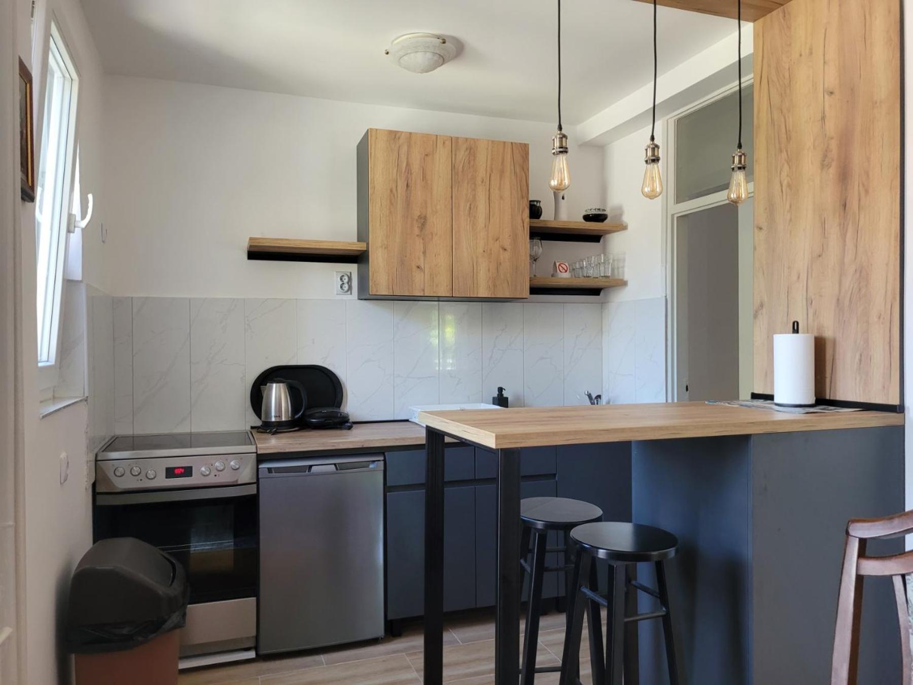 Community Park Apartment Ni Екстериор снимка