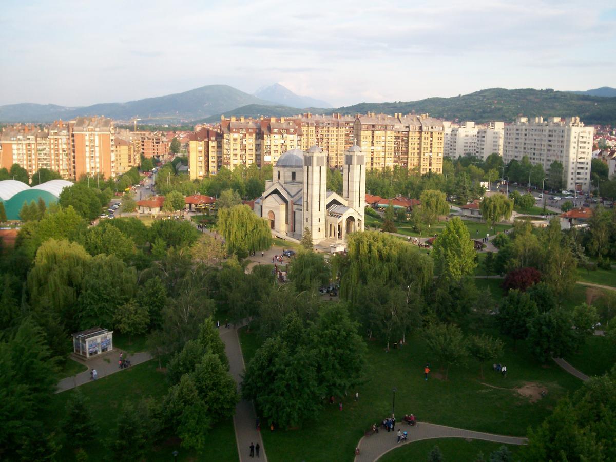 Community Park Apartment Ni Екстериор снимка